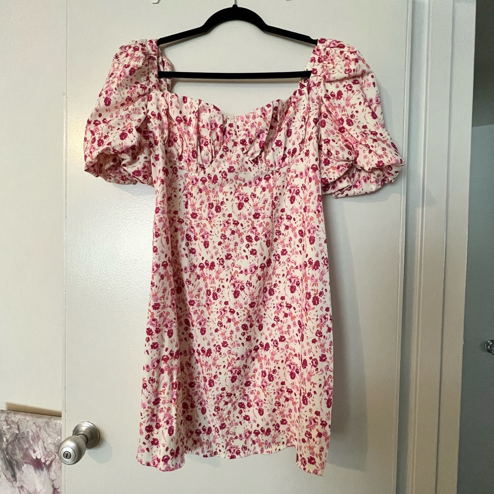 NWOT PrettyLittleThing Pink Maternity Floral Dress 10